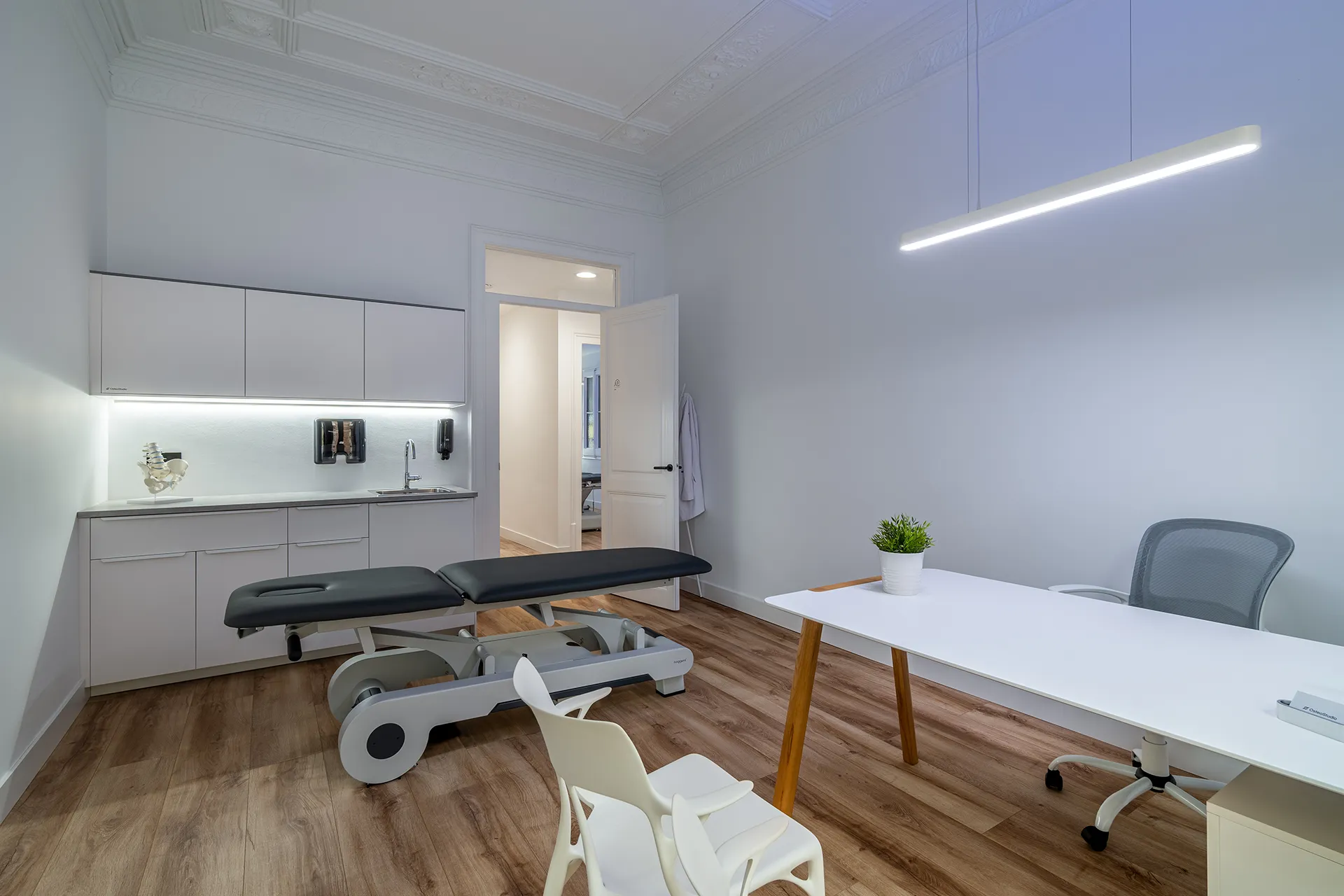 osteostudio-barcelona-sala-tratamiento-fisioterapia